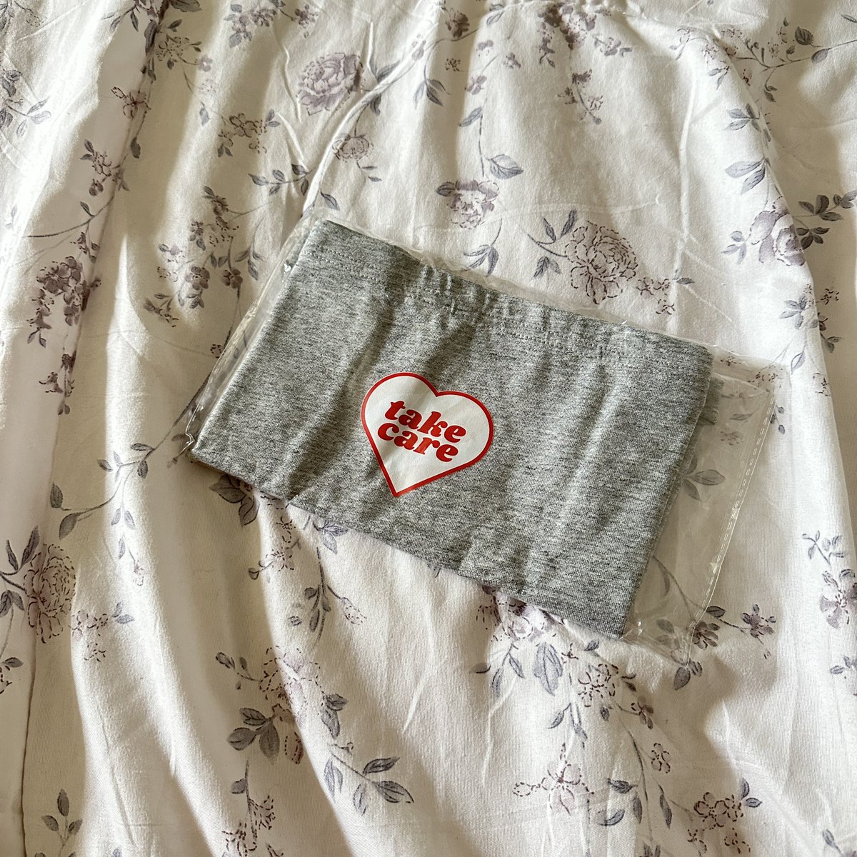 mujuuu_'s tweet photo. 1. ส่งต่อ เกาะอก beingabitch มือ 1 

✿ price : 220- from 330- 

#ส่งต่อเสื้อผ้า #ส่งต่อเสื้อผ้ามือสองสภาพดี #เสื้อผ้ามือสอง #ส่งต่อ #โล๊ะตู้ #เสื้อมือสอง #ส่งต่อvghbkk #ส่งต่อbab #ส่งต่อbeingbitch https://t.co/3YBsErjIMJ