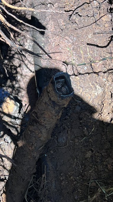 #JoburgUpdates 

Cable Theft has become a daily occurrence leading not only to unnecessary power outages but also injuries & fatalities.

Please help combat crime by reporting #CableTheft & Vandalism to City Power Risk Control:
👉WhatsApp: 0835794497
👉Call: 011 490 7900 /7911^LP