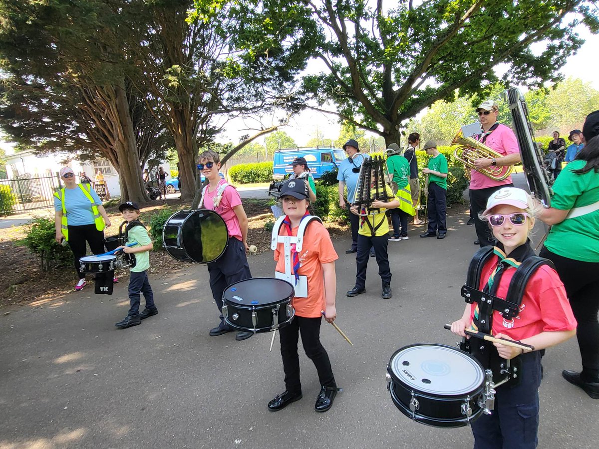 NorScoutBand's tweet photo. On what turned out to be the hottest day of the year (29 degrees) Northampton scout band and Sale scout &amp; guide band did the Northampton carnival which was a 4k march 😍🥵 https://t.co/l0vNAOlUe8