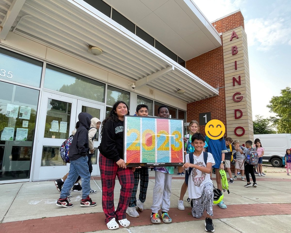 Thanks, Lifetouch for the Abingdon montage!  For families who ordered spring photos, orders were placed in teachers' mailboxes after school this past Friday to be added to the Tuesday folder.  For questions or concerns about your order, call Lifetouch at 1-800-736-4753.  Thanks.