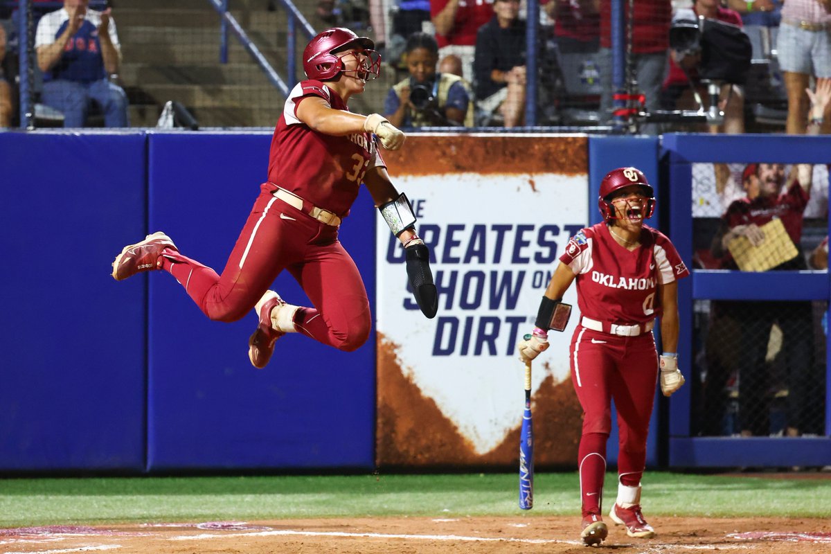 NCAASoftball tweet picture