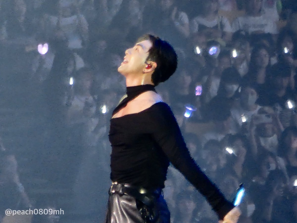 peach0809mh's tweet photo. 20230611 위버스콘
#WeverseConFestival
#백호 #BAEKHO
#강동호 https://t.co/kQ6OfFbYL4