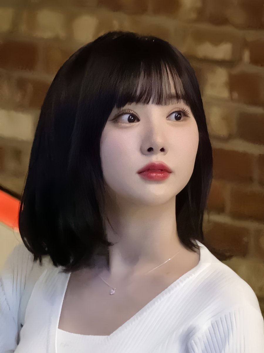 #은하 #VIVIZ 🎬 230403 영화 시사회 cr. https://youtu.be/X0hFJtI72-UTranslate post