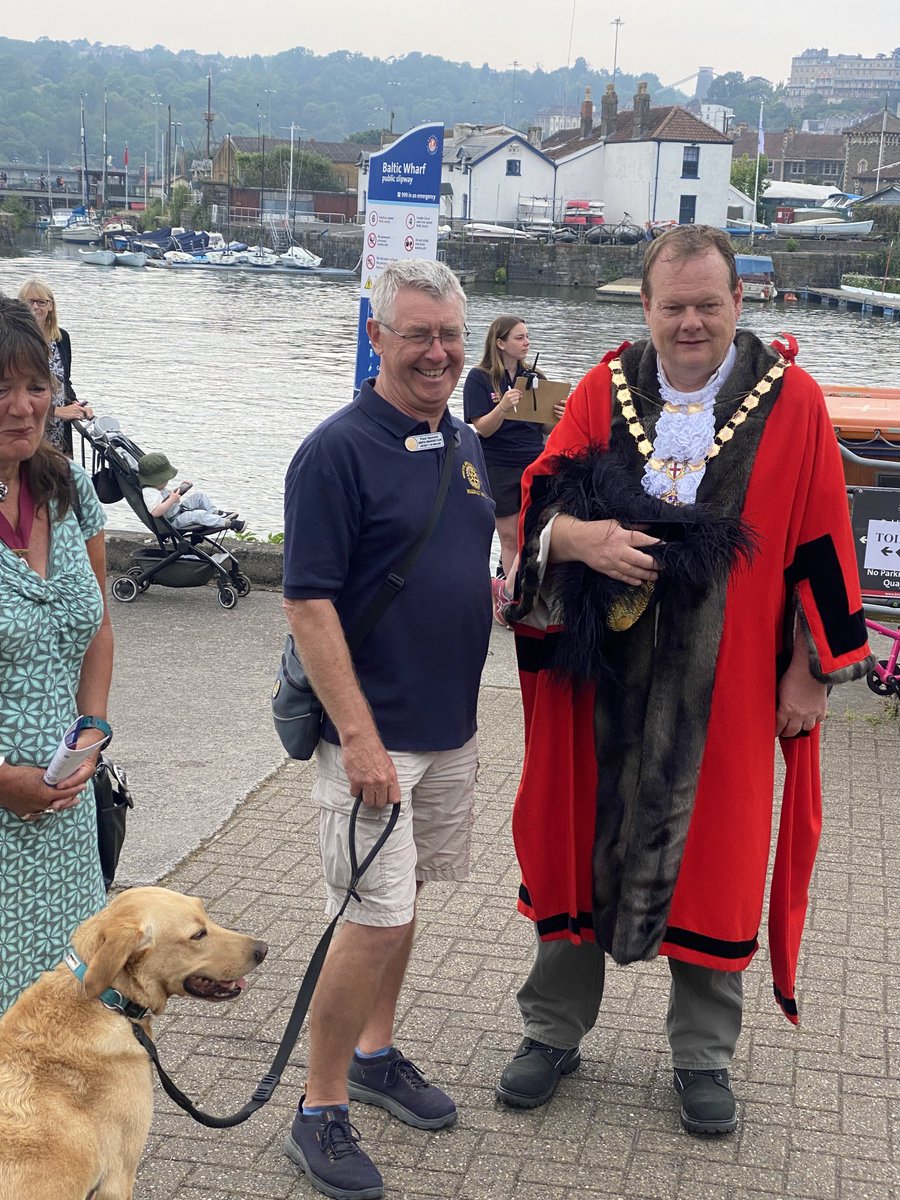 RotaryBrisBreak's tweet photo. Welcome to our Dragon Boat Festival #bristol Lord Mayor https://t.co/CP9lxVy2AR
