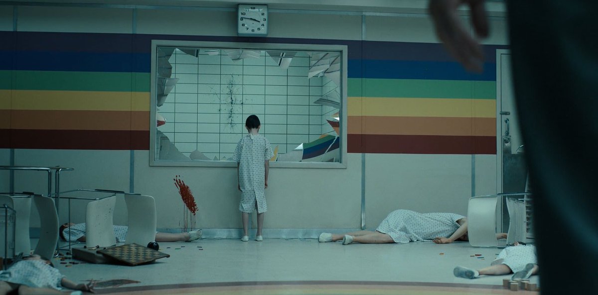 011scenes's tweet photo. iconic opening scenes? nothing is more iconic than this one https://t.co/QbNChRIJqf