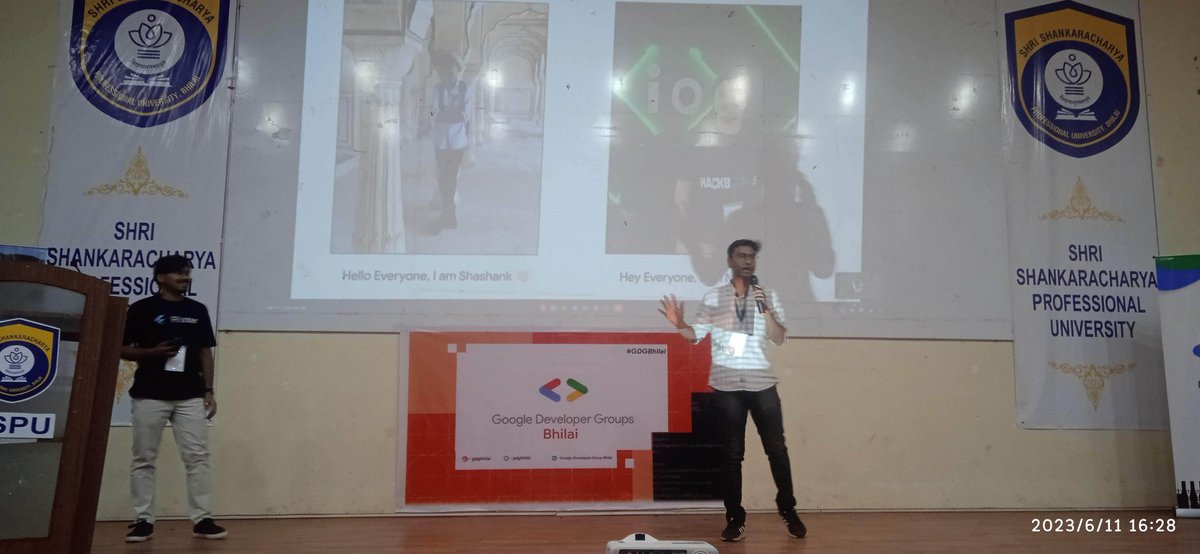 Last session of the day on Android #GDGBhilai
#GoogleIO
#GoogleIOExtendedBhilai2023
@gdgbhilai