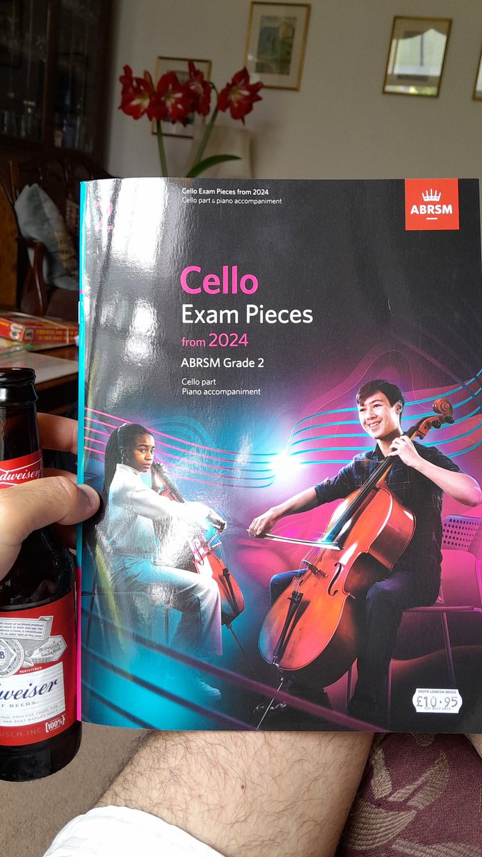 Thomas Hewitt Jones tweet media