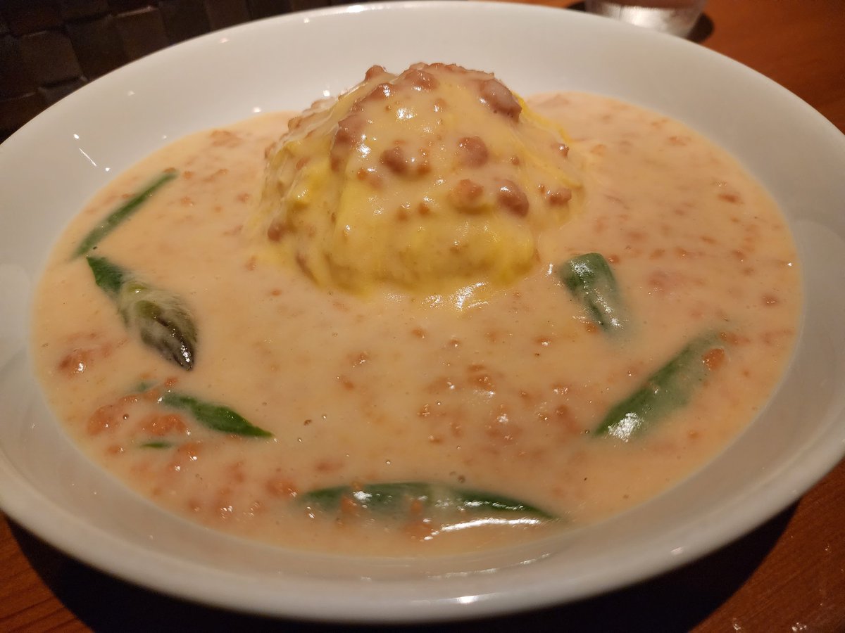 emiokomarun5296's tweet photo. 推し🦊❤を添えて
ごちそうさまでした(  '؎' )ŧ‹"ŧ‹"

#Ospitare
#オスピターレ
#チェキ飯
#チェキオムライス
#アスパラと鮭のクリームオムライス https://t.co/2IbTPkNXjo