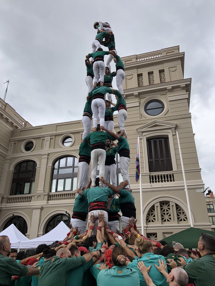 Sí, sí i sí! 4d8, ja ets nostre!!! 😍 I com no… A #Sabadell! 💚

<a href="/saballuts/">Saballuts</a> - 3pd4, 7d7, 4d8
<a href="/gausacs/">Castellers de Sant Cugat</a> - 2pd4, 4d8, 5d7
<a href="/CCSPISP/">CC Sant Pere i Sant Pau</a> - pd4, 3d7, 4d7

Enhorabona, colla! 🥳