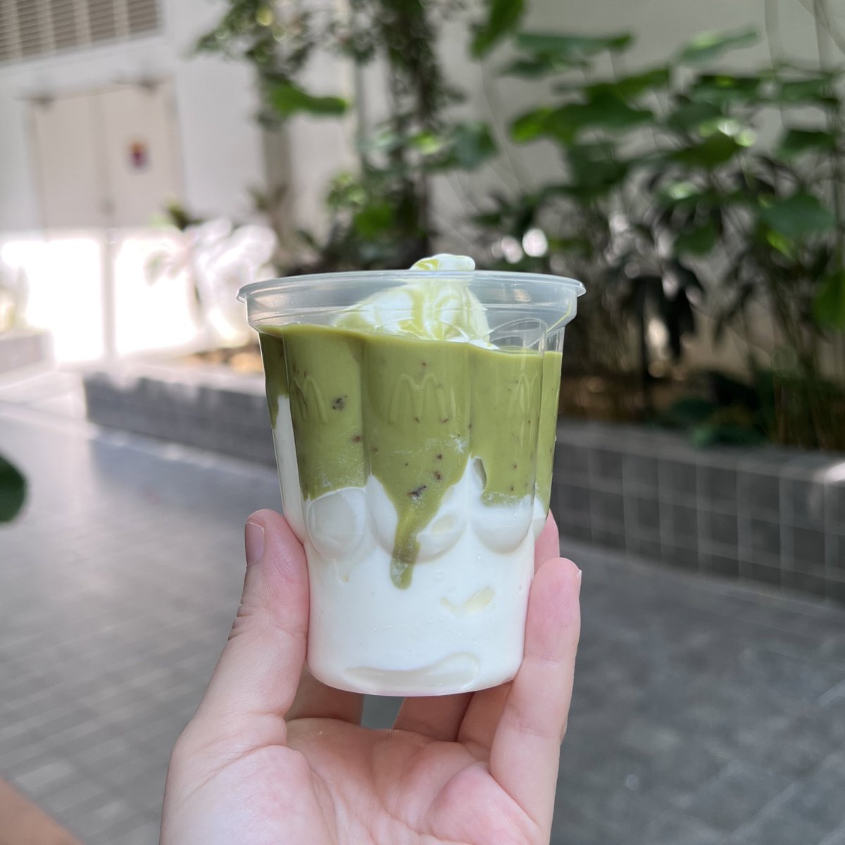 Mieja on Twitter "Sundae mcd + pistachio sauce llao llao"
