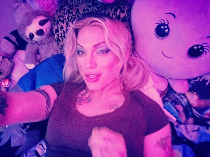 The #creative #seldom #slumber 🎭 https://t.co/Qr486uU8fP<a href="/tag/creative"class="tags">#creative</a><a href="/tag/seldom"class="tags">#seldom</a><a href="/tag/slumber"class="tags">#slumber</a>