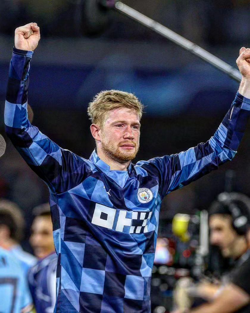 Kevin De Bruyne: 'I've been struggling for two months, since the Bayern Munich game away. So I missed I would say a fair amount of games but it was all small [hamstring] ruptures. I snapped it all the way here so I wasn't able to go on. Obviously I missed some games but the games