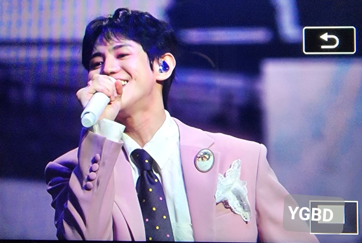 ygbd0105's tweet photo. 230611 BITTER SWEET Pre.

🍫🌟💛

#요섭 #양요섭 #YOSEOP #하이라이트_요섭 #BITTERSWEET #요섭솔로콘서트 #오래보자 https://t.co/vSkGT91m0s