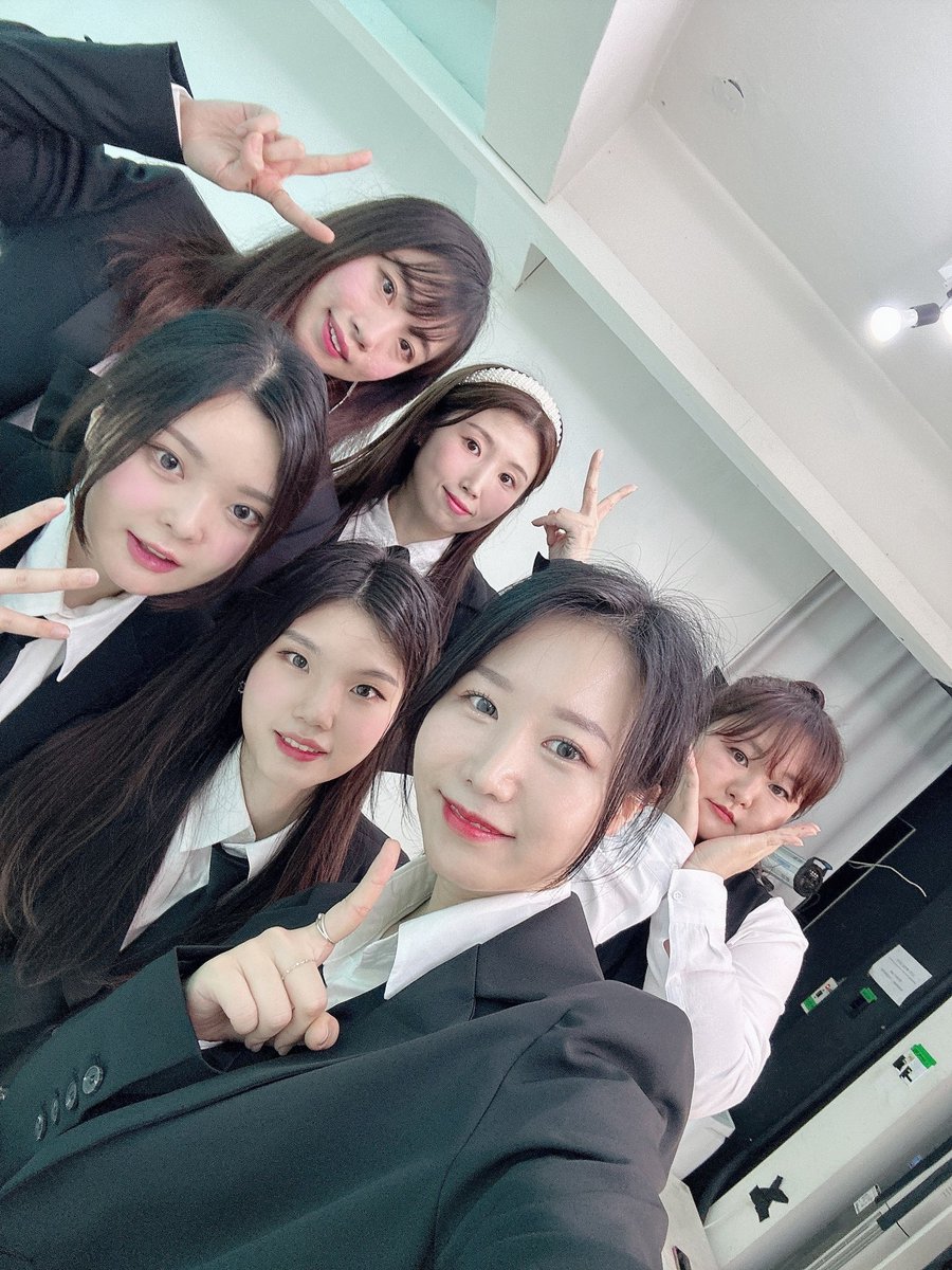 papo3o's tweet photo. [오늘의 #핏어팻] 
내일 내게 열리는 건 big big Stage~✨️
@D_DU_0a0 @ENSER_0v0v @meeee9_d @riki_cherish @Iannox_ @SagaHaruka https://t.co/OKXdGzUW0M