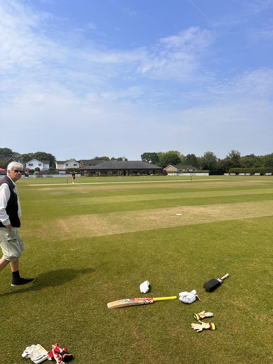 1s are here at beautiful <a href="/NantwichCC/">Nantwich CC</a> ready for the Cheshire cup second round tie.

All support welcome!

#upthegrappers