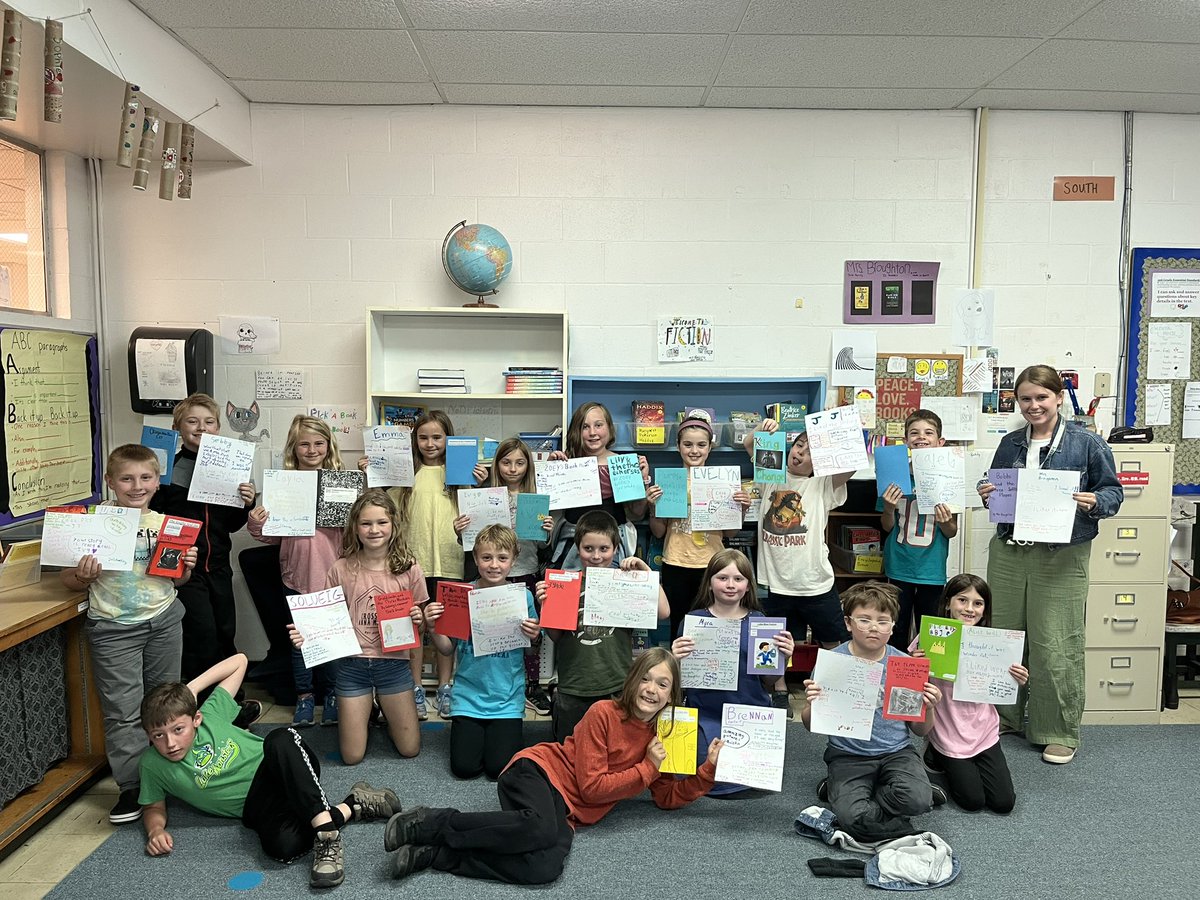 Broughton3rd4th's tweet photo. Third graders wrapped up a fun-filled fairy tale unit with a reading &amp; kind notes poster celebration! 🎉 https://t.co/QHdU67b7a2