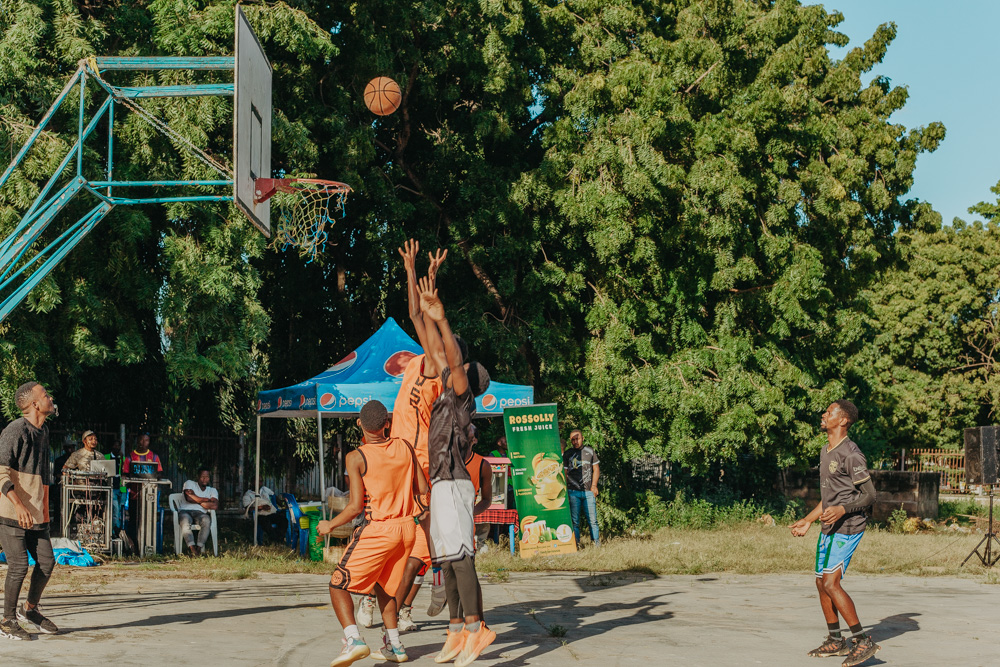 TOTbonanza

BASKET BALL

<a href="/TOTBonanza/">TOTBonanza</a> <a href="/fredkavishe/">Fred Kavishe</a>

#TOTBONANZA 
All photo taken by ME
Pleas, follow,Rt, Like