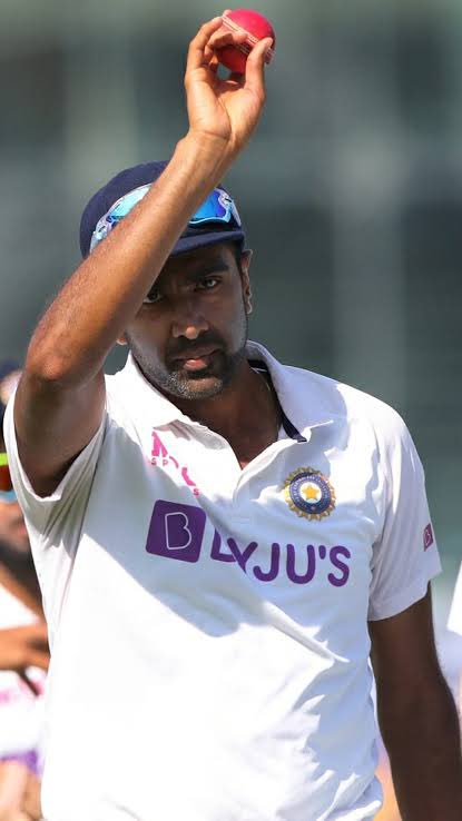 My next test captain : 

Ravichandran Ashwin

For two reasons : 

1. He can’t be dropped easily in important matches after anchoring team to finals twice. 

2. He’ll perform & add so much value to the team and won’t use captain card to be in the playing 11

#AUSvsIND #WTC23Final