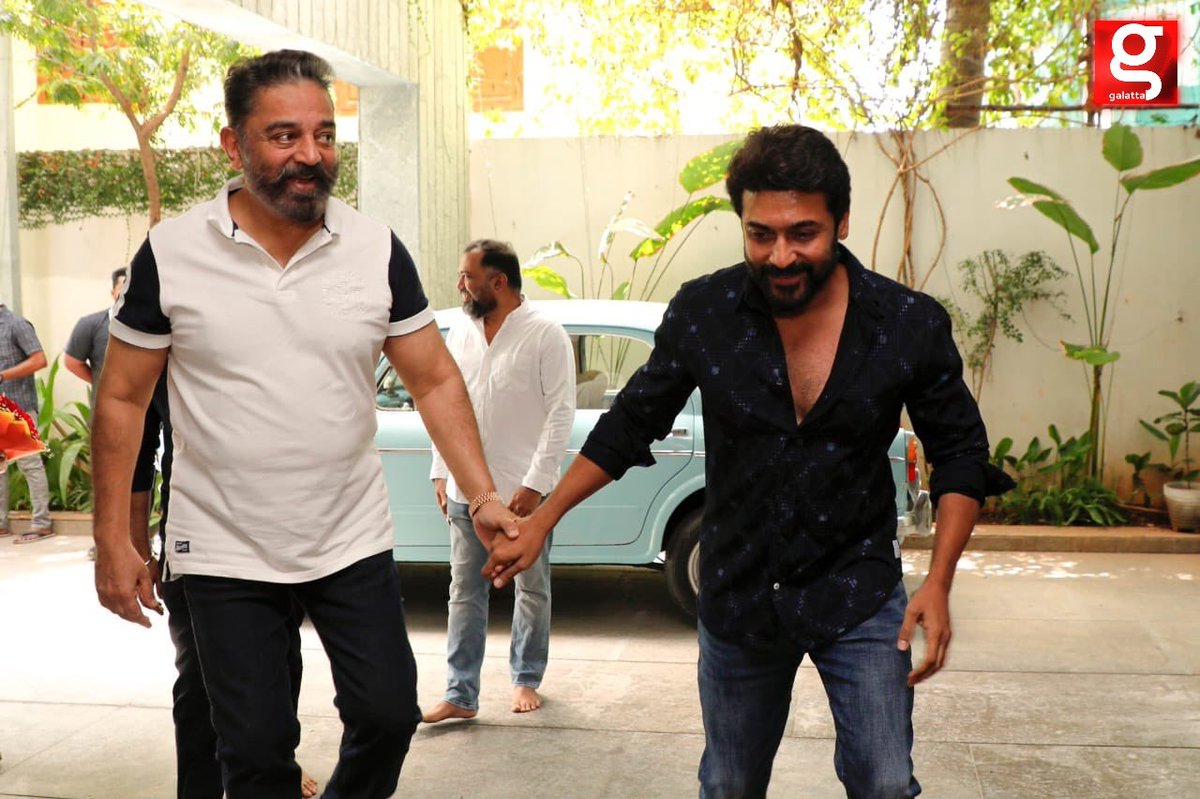Galatta Media (@galattadotcom) on Twitter photo A Terrific throwback ๐ฅ
When Vikram meets #Rolex โก๏ธ
<a href="/ikamalhaasan/">Kamal Haasan</a> <a href="/Suriya_offl/">Suriya Sivakumar</a> <a href="/Dir_Lokesh/">Lokesh Kanagaraj</a> #Vikram #Suriya #LokeshKanagaraj #Ulaganayagan #KamalHaasan #Galatta A Terrific throwback ๐ฅ
When Vikram meets #Rolex โก๏ธ
<a href="/ikamalhaasan/">Kamal Haasan</a> <a href="/Suriya_offl/">Suriya Sivakumar</a> <a href="/Dir_Lokesh/">Lokesh Kanagaraj</a> #Vikram #Suriya #LokeshKanagaraj #Ulaganayagan #KamalHaasan #Galatta