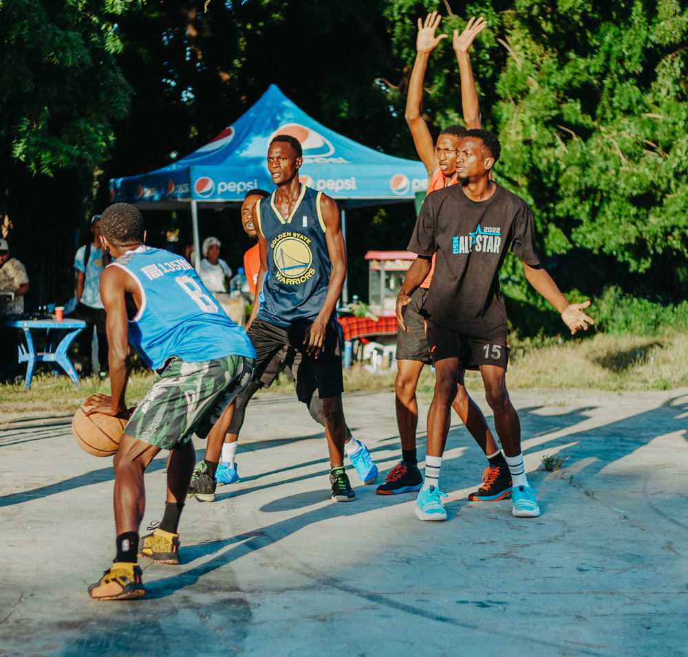 TOTbonanza

BASKET BALL

<a href="/TOTBonanza/">TOTBonanza</a> <a href="/fredkavishe/">Fred Kavishe</a>

#TOTBONANZA 
All photo taken by ME
Pleas, follow,Rt, Like