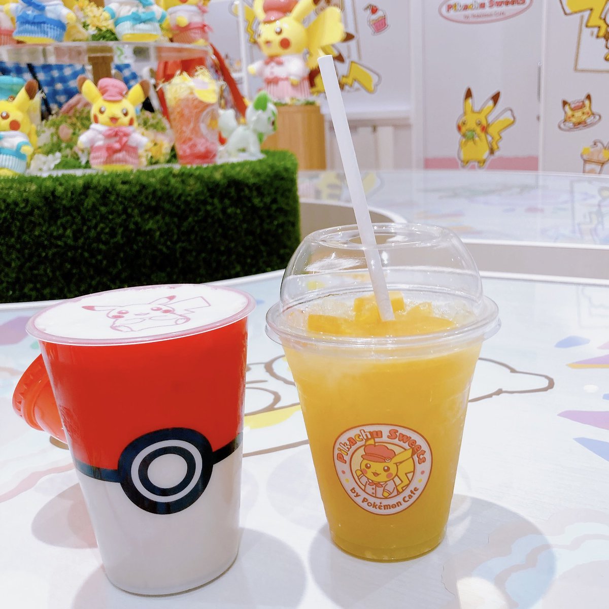 11ktgi's tweet photo. 最終日行ったピカチュウスイーツかわいかった🍹
そしてアニメイトに気になる樽さんいたんですよね、 https://t.co/iEsghX87ce