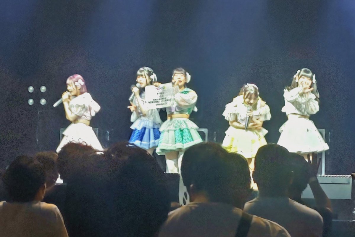 kana153289201's tweet photo. お疲れ様です
Zepp新宿、STUDIOMixありがとうございました
今年通算100個目でした
#ZEEP新宿
#STUDIOMix
#天使になれない
#美鈴りか
#すてねこキッット
#ゆりあんぬ
#JYAPON
#望月るか
#Falench
#桃瀬めぐ
#ベンジャス
#日高里緒
#のらりくらり
#北乃あみ https://t.co/HbzsIwAYED