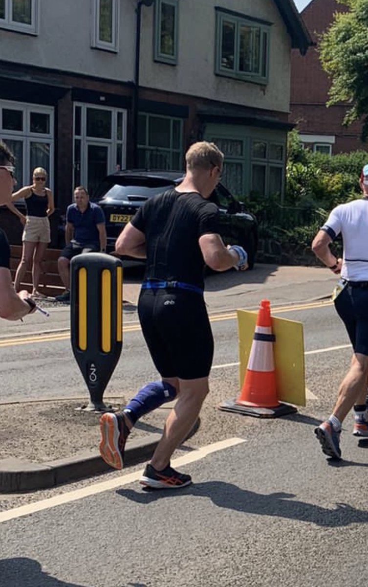 UCBsportcourses's tweet photo. A huge congratulations to Carl Bennett, Sports Management senior lecturer and former Strength and Conditioning programme lead @m_newman84 on undertaking the @IM703STAFFS triathlon today. Fantastic effort in this heat. #ExerciseAsMedicine https://t.co/kwhrfj26nN