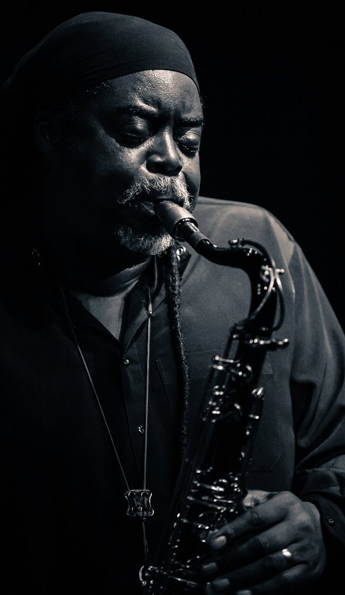 Looking back to move forward the cool as you like @CourtneyPine1 from a few years back #jazz #photography #bnw #courtneypine #sax