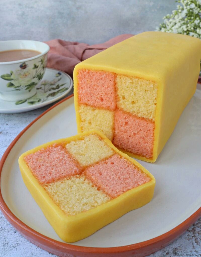 This Battenberg Cake is a British classic for marzipan lovers! It's perfect for impressing your family and friends, and enjoying with afternoon tea. Get the recipe here: buff.ly/3hULhCy