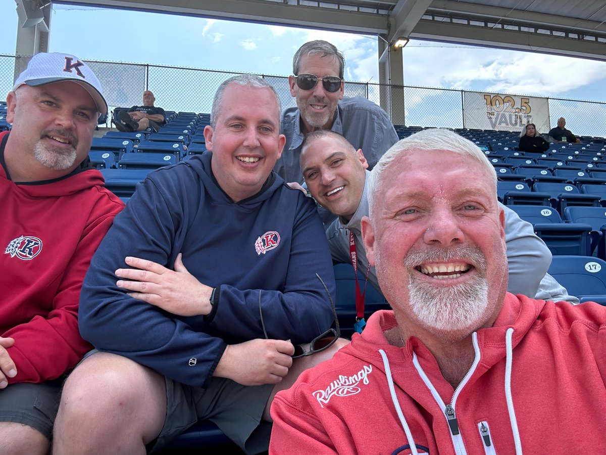 drbonkwcsd's tweet image. A very proud Superintendent! Congratulations to our players, coaches, and families on this tremendous honor! Glad to experience the Stare Championship victory with you! We are WappingersProud!  @WCSDEmpowers @wcsdathletics @ketchamnation @Rckbaseball1 @NYSPHSAA @section