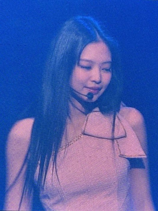 firejennie's tweet photo. GET WELL SOON JENNIE 🤍 https://t.co/5DYowlbl4A