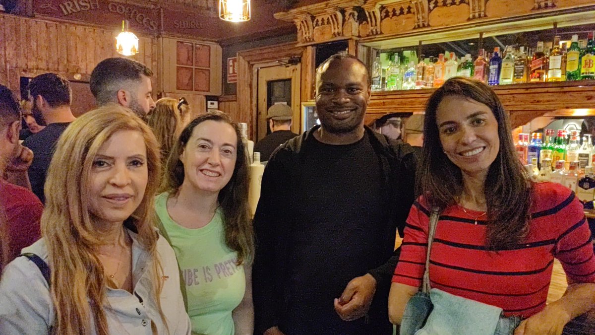 MADRIDBABEL's tweet photo. SUNDAY from 19:00 to 0:00 FREE SOCIAL &amp; LANGUAGE EXCHANGE MEETUP at Star Studio THE CANALLA (Plaza del Carmen 3 -metro Sol) Practise languages &amp; make friends #Madrid #Languages #Spanish #idiomas #Domingo #languageexchange #Sunday #intercambio #amigos #Friends #gratis #free #gay https://t.co/GiweGoavGU