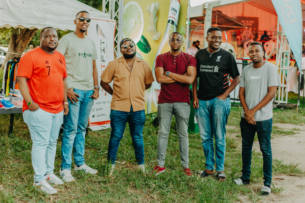 TOTbonanza

Tag em
<a href="/TOTBonanza/">TOTBonanza</a> <a href="/fredkavishe/">Fred Kavishe</a>

#TOTBONANZA 
All photo taken by ME
Pleas, follow,Rt, Like