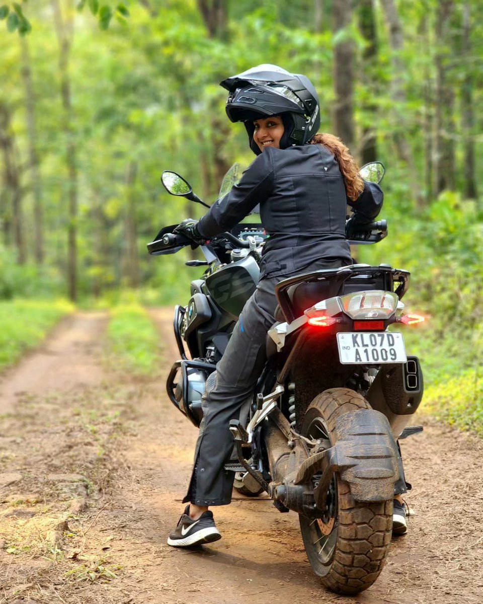 You got this, girl! ❤️ #bmwgs1250 #bikeride #motorcycling #travel #AK #ajithkumar #inspiration 📸 #bineeshchandra