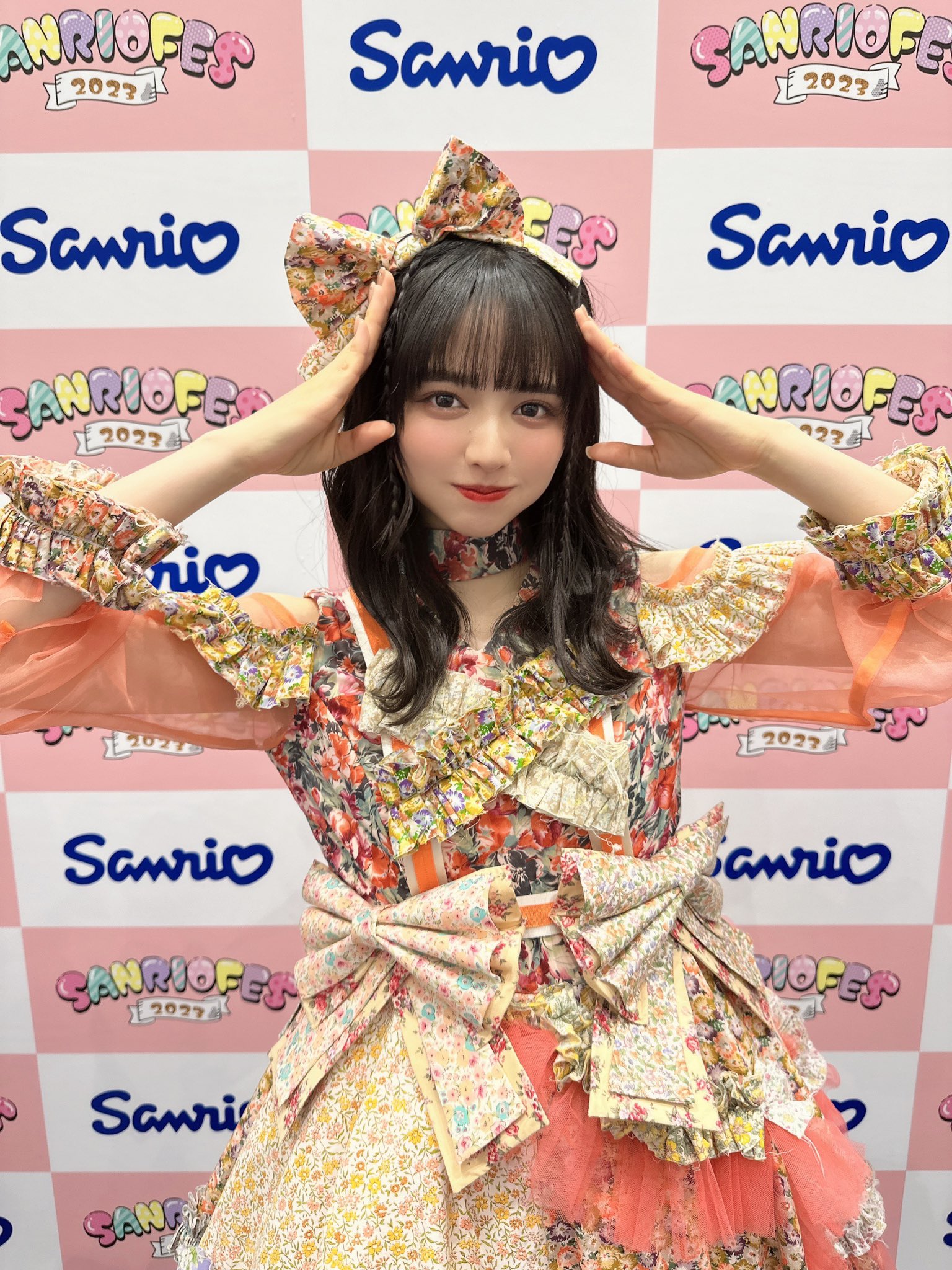 鎮西寿々歌 サンリオ × ふるっぱーコラボTシャツ 鎮西寿々歌 サンリオ × ふるっぱーコラボTシャツ - メルカリ