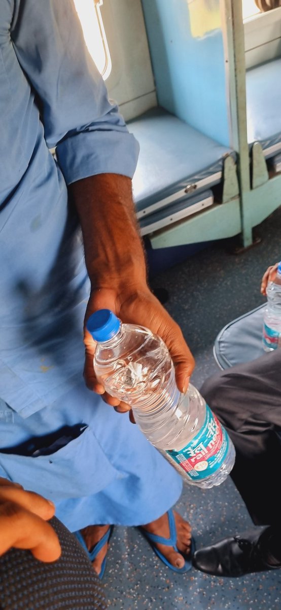 vipinsharma1981's tweet image. @AshwiniVaishnaw @indianrail @IRCTCofficial #FoodQuality #Basicthings  Water is hot since First station and food Quality is very Poor. Even after multiple reminders there is no improvement in food and water.