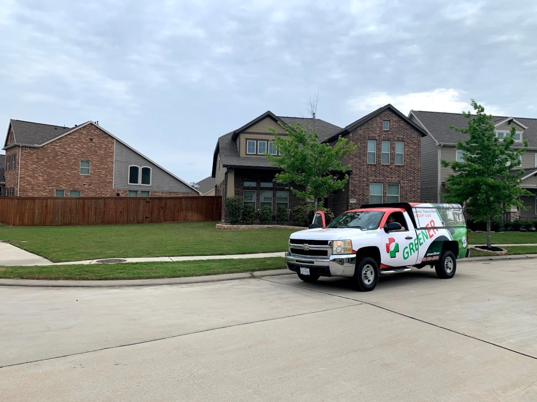 FillMershon's tweet image. green-er.net
We use an Integrated Pest Management strategy that focuses on long-term control and prevention of pests on turf, shrubs &amp;amp; trees.   
#GreenerLawns #PestManagement #Turf #Shrubs #Trees #KatyTx