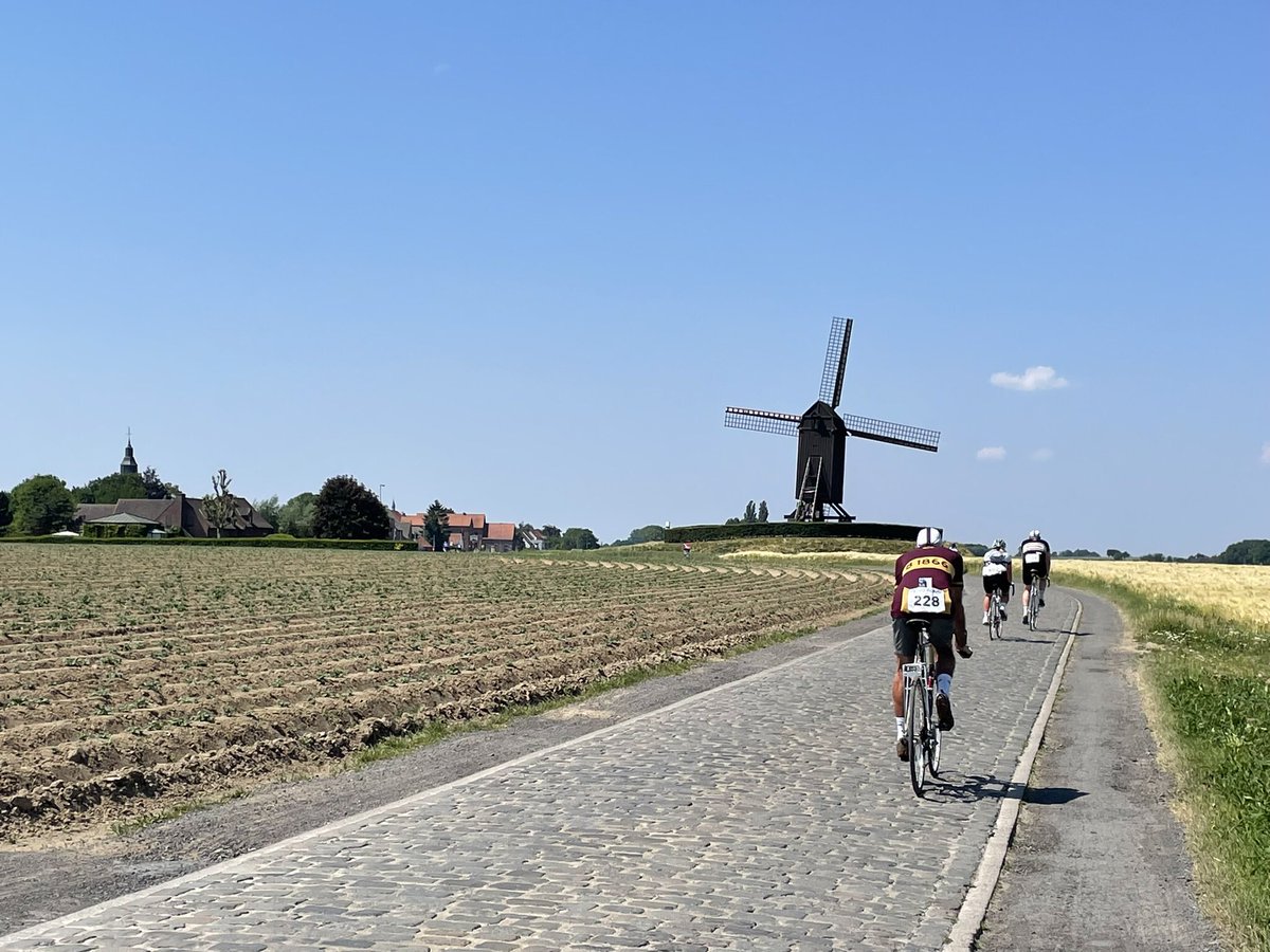 glorydaysbikes's tweet photo. Today we did 120 km of the Retro Ronde from Oudenaarde. Cobbles, gravel and sand and a ride up the Oud Kwaremont on our 1980 Merlin and 1981 Vernon Barker on 25 mil tyres. #steelisreal #cycling #retroronde #Belgium https://t.co/JiFVr6fEv2