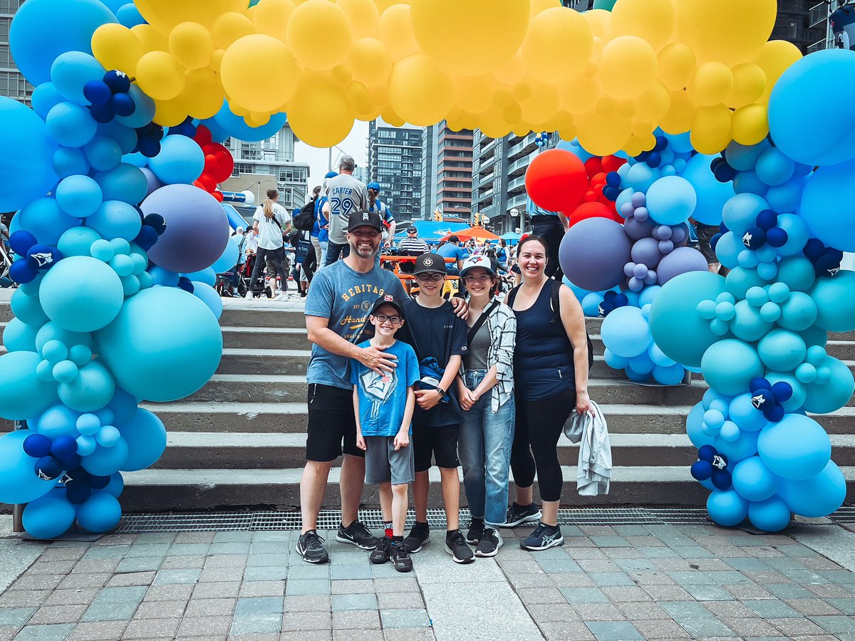 JeffBoadway's tweet image. And for our 18th anniversary... a @bluejays game with the family! #nextlevel
