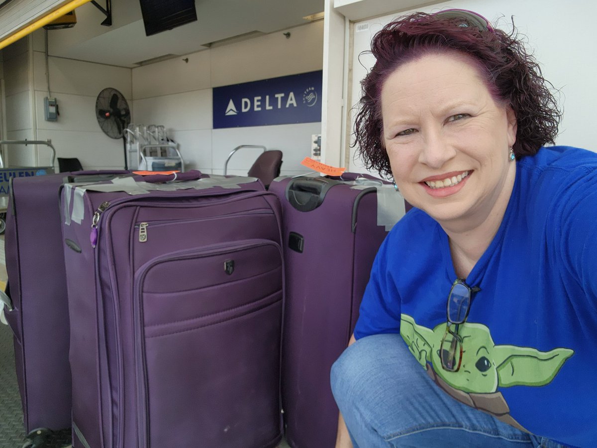 DrYemothy's tweet image. One last STEM on wheel trip! 14 days, 2 states, 4 workshops, and 105 teachers being trained. Can&apos;t wait to meet them all. #EinsteinFellows22 #DocYSTEM