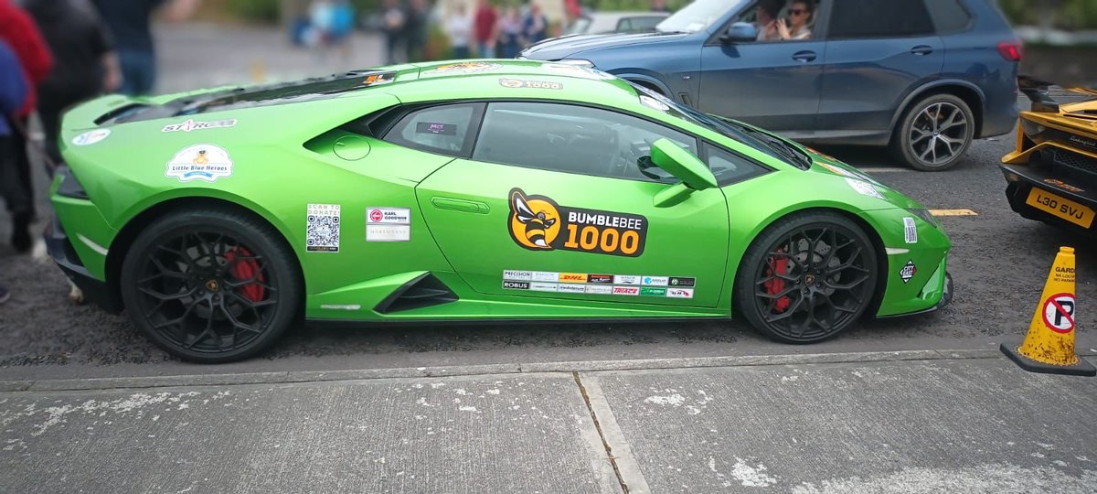 AlanMcC82's tweet photo. Some of the MANY #supercars  (from Lamborghinis to Ferraris; BMWs to Audis..) that rolled into #Rosscarbery & #WestCork earlier today as part of “The #Bumblebee1000 🧸 Rise of the Beast Charity Road Trip” in aid of @LilBlueHeroes !! 🤩😍🏎️🏎️🏁👮🏻‍♂️🎗️💙♥️ #LittleBlueHeroes #CharityEvent #Charity #Cork #PureCork #WildAtlanticWay #Ireland @ImpressionistAL @BobFlavin @nobbyoncars @AlanClarkeTweet @DarrenLiggett @GardaTraffic @gardainfo @corkbeo @pure_cork @TG4TV @wildatlanticway @discoverirl @C103Cork @Corks96FM @CorksRedFM @SouthernStarIRL @KieranMcC_SS @CelticRossHotel @gavreilly @newschambers @johncreedon @deshocks @OSullivanJennie