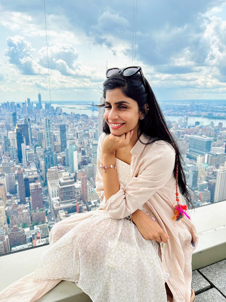 Layover bliss at Summit One! 🌄

#SummitOneLayover #LayoverBliss #AdventuresInTransit