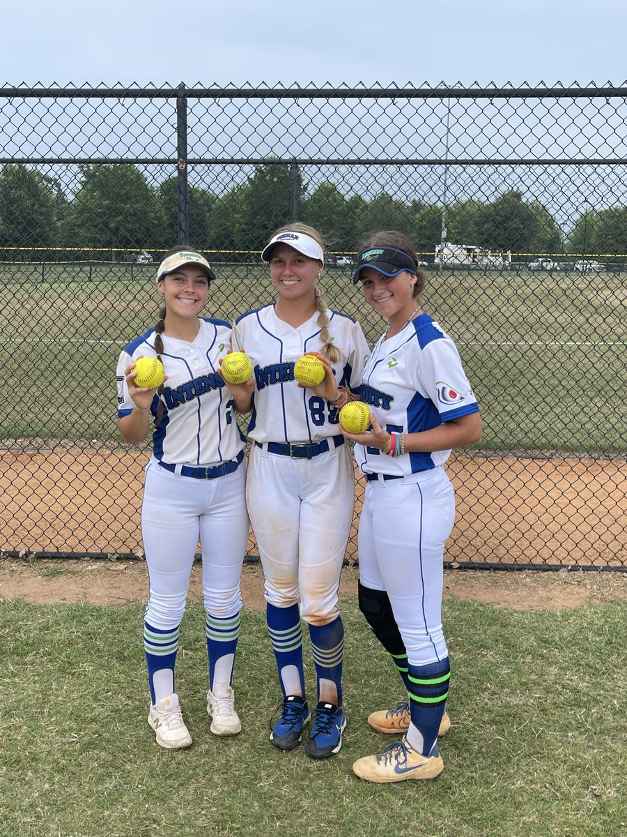 Rained out in bracket play on the way to the ship 🛳️at super 78 showcase tournament in SC! Great pitching and total team effort! 2 bombs by Madie petty, 1 bomb by Maya Moro and a grand slam by Shannon Kendall💣💣💣💣<a href="/MadisonPetty24/">Madison Petty</a> <a href="/MayaMoro2024/">Maya Moro</a> <a href="/skendall_25/">Shannon Kendall</a>