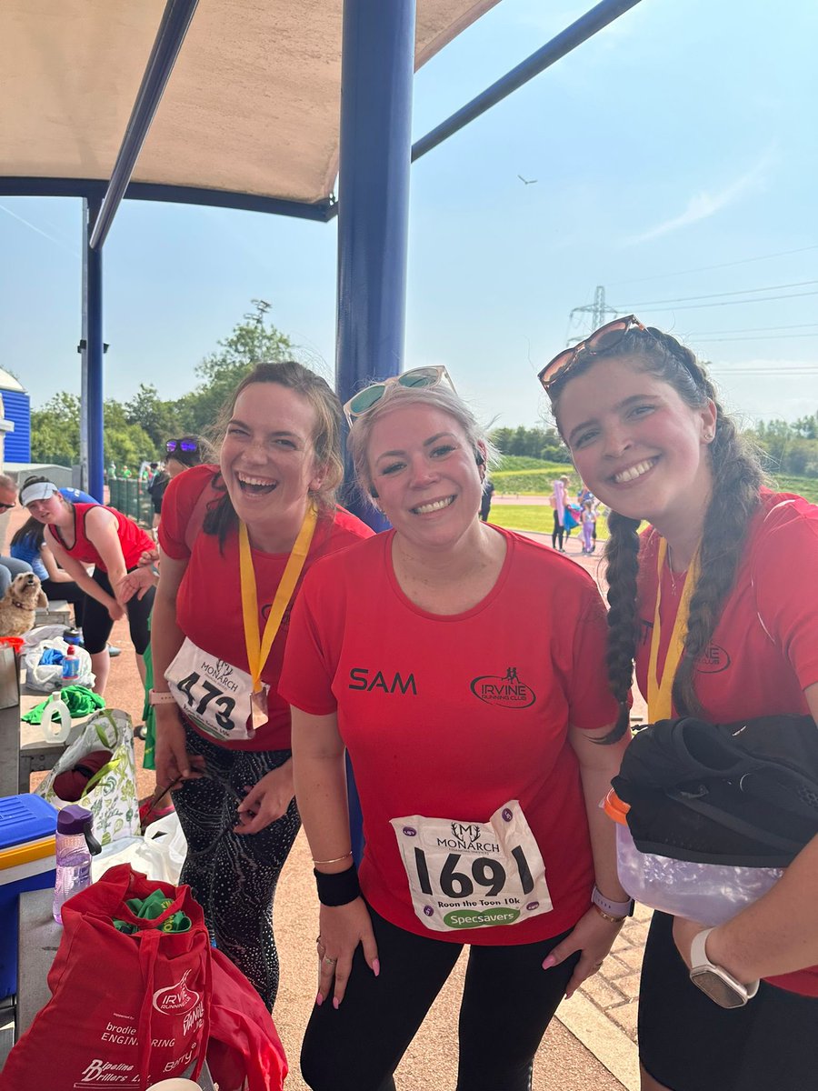 This morning some of our athletes took to the streets of Kilmarnock for the annual Roon the Toon race

It was a very hot morning but we still had a few PBs and some of our members running their very first 10k!

#IrvineRunningClub #KeepOnRunning #RoonTheToon
