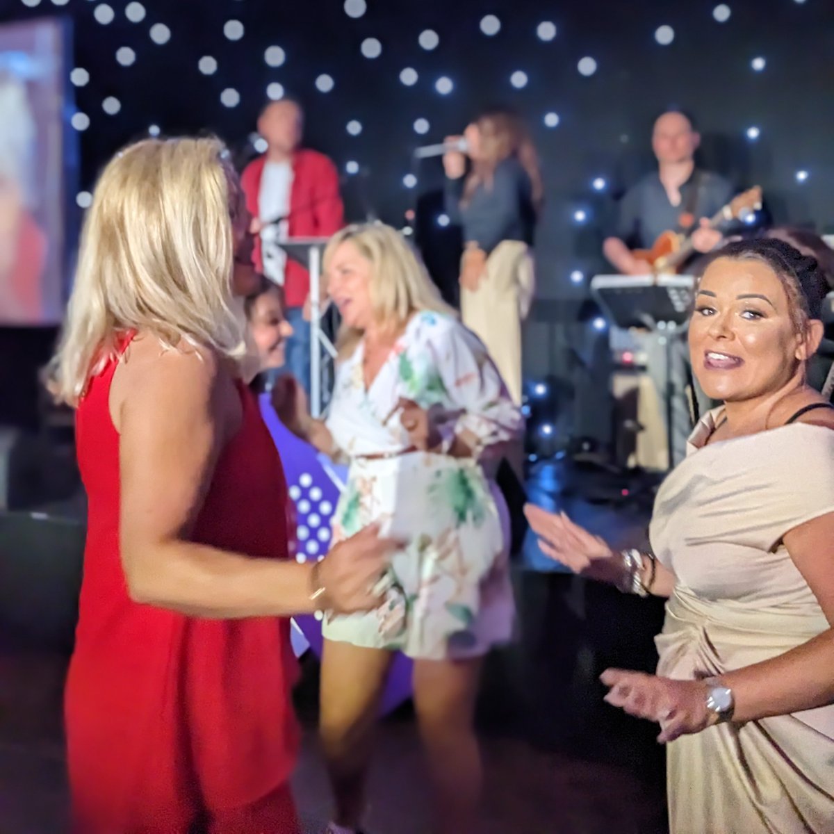GCH_Charity's tweet photo. Over £28k was raised today at our #LetsLunch event by our wonderful supporters! 💜✨
Thank you to each and every one of our guests today and our incredible sponsors @wonderworldsoftplay. The room was radiating warmth and support for our day surgery patients. https://t.co/CRr8Yik54z