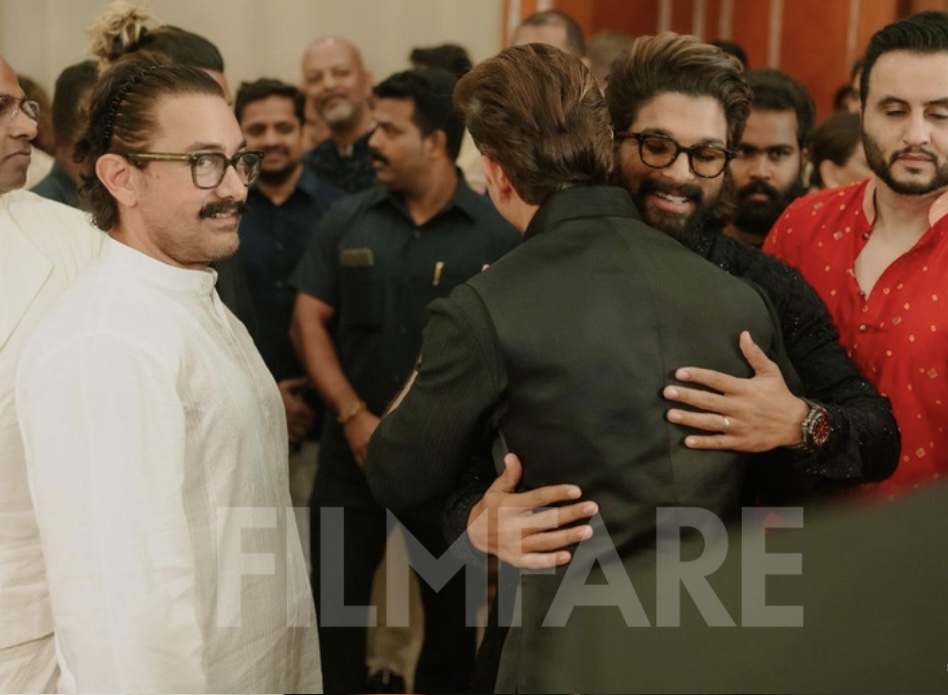 #AamirKhan, #HrithikRoshan and #AlluArjun photographed at #MadhuMantena and #IraTrivedi’s wedding ceremony.