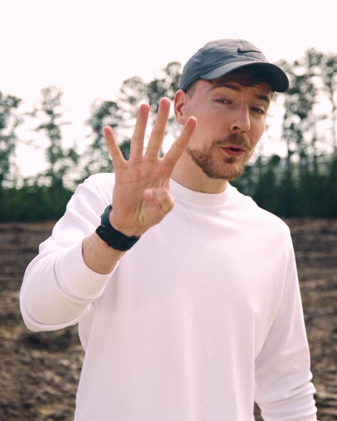 MrBeast updates on Twitter: