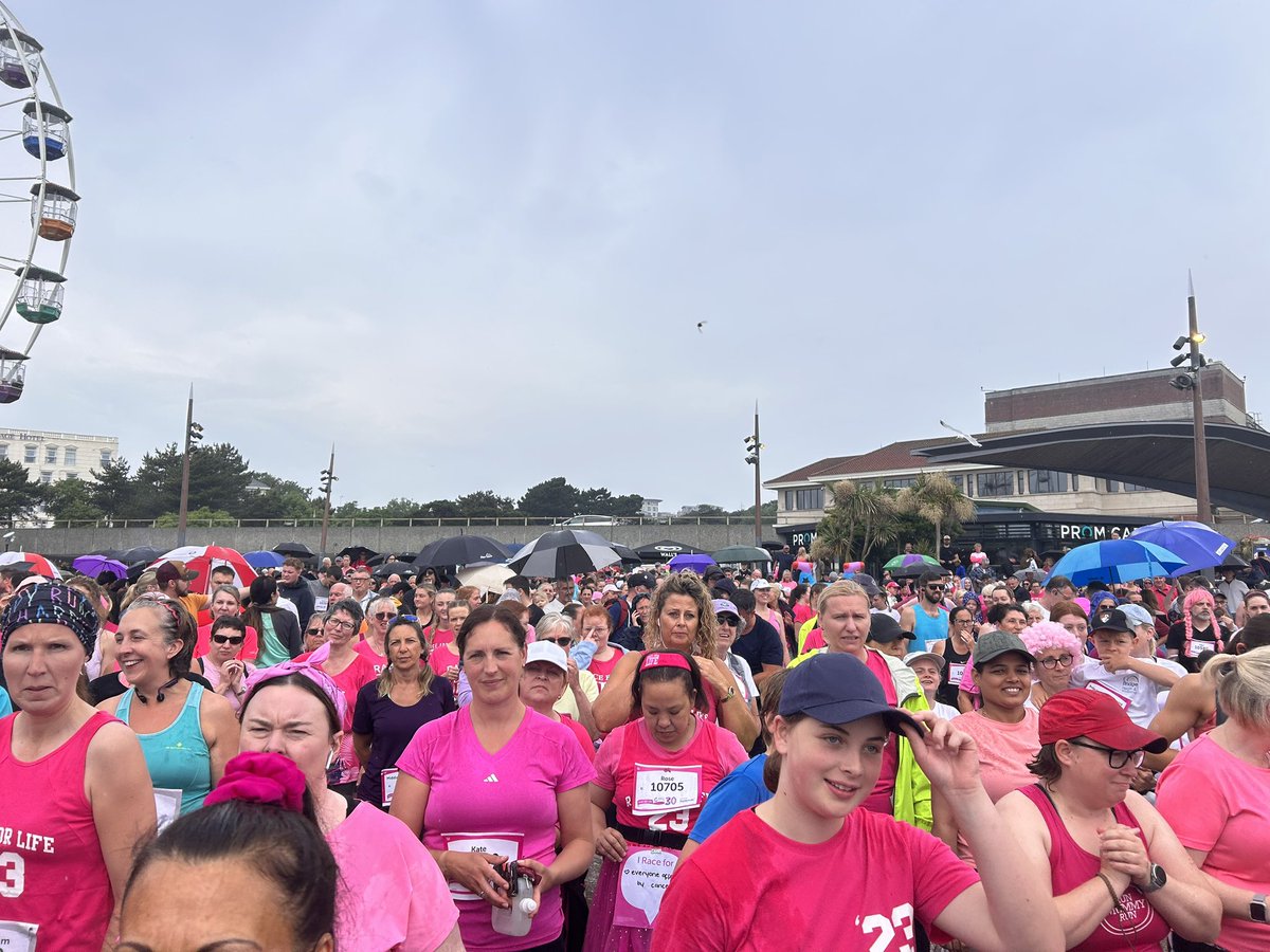HodgsonHoward's tweet photo. Lorraine a year ago to today. It’s been some journey and she is still living with gruelling treatments every day, but she has come so far and today we ran the race for life (5KM). Exhilarating stuff. Did it in 27 mins 29 seconds, which isn’t too bad! https://t.co/5Wi1yBhZfU https://t.co/B7pKnimejO