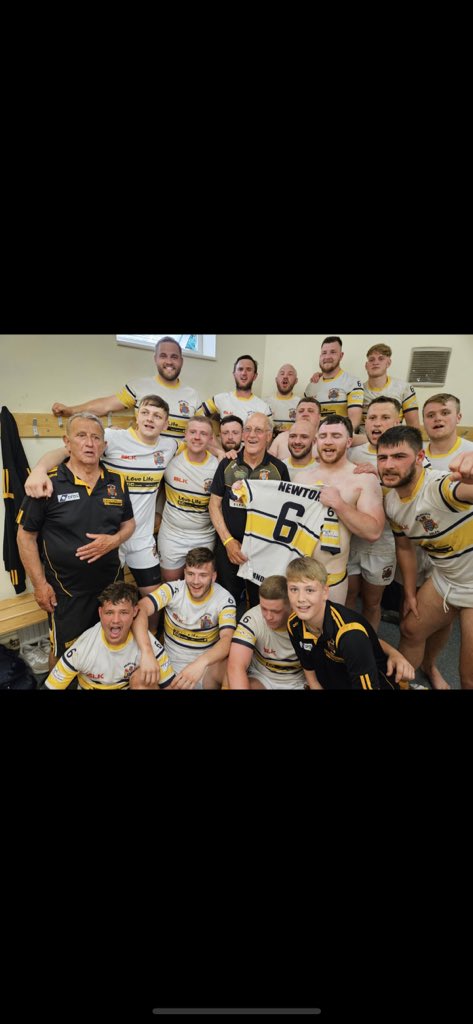 cawiles71's tweet photo. A great win for the lads!! this is what sport is all about #col #l6velife #legend https://t.co/0u8sWpBDDX