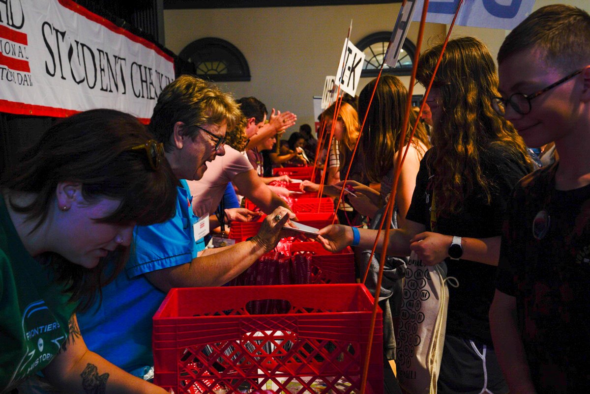 NationalHistory's tweet photo. It's time for #NHD2023! Check out these photos from the student and teacher check-in and exhibit set-up this morning. 

Make sure to tag us in your #NHD2023 photos! 

Photos: Michael Maloney https://t.co/B6PRWOh7nt
